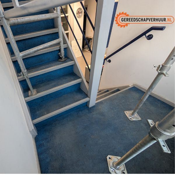 trapgatsteiger extra small te huur bij Utrecht ministeiger
